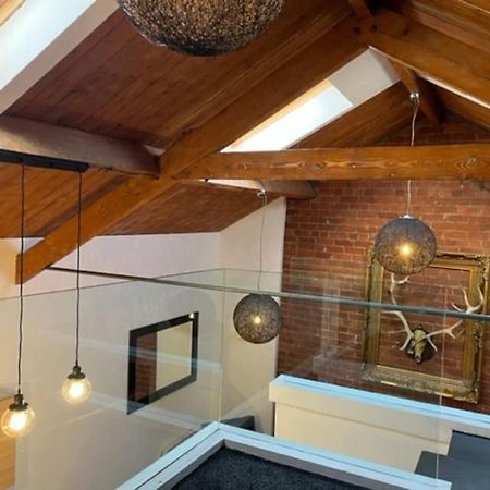 Gorgeous 2 Bed Loft Style Apartment Манчестър Екстериор снимка